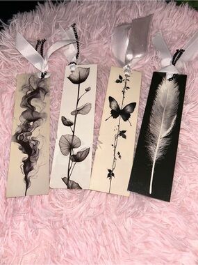 Minimalist Aesthetic Bookmarks Set (4) | Black & White Floral + Butterfly